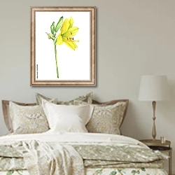 «Цветок лилейника жёлтого» в интерьере спальни в стиле прованс над кроватью