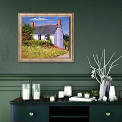 «The Red Milk Churn, 2003» в интерьере прихожей в зеленых тонах над комодом