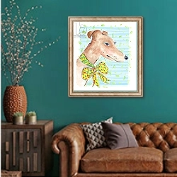 «Greyhound, 2015» в интерьере гостиной с зеленой стеной над диваном