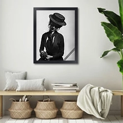 «Хепберн Одри 148» в интерьере комнаты в стиле ретро с плетеными корзинами