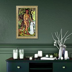 «Nude Negress, 1919» в интерьере прихожей в зеленых тонах над комодом