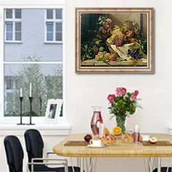 «Stillleben mit Früchten und Blumen» в интерьере кухни рядом с окном