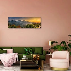 «Непал. Горная панорама с закатом» в интерьере современной гостиной с розовой стеной