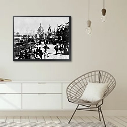 «История в черно-белых фото 848» в интерьере белой комнаты в скандинавском стиле над комодом