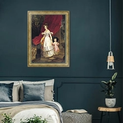 «Портрет великой княгини Елены Павловны с дочерью Марией. 1830» в интерьере классической спальни с темными стенами