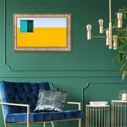 «Голубое окно на желтой стене» в интерьере в классическом стиле с зеленой стеной
