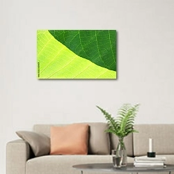 «Летний лимонно-зеленый лист» в интерьере современной светлой гостиной над диваном