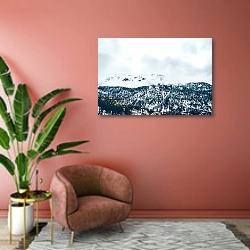 «Зимний горный лес» в интерьере современной гостиной в розовых тонах