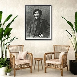 «Maxim Gorky 1» в интерьере комнаты в стиле ретро с плетеными креслами