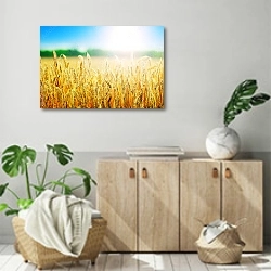 «Пшеничное поле» в интерьере современной комнаты над комодом