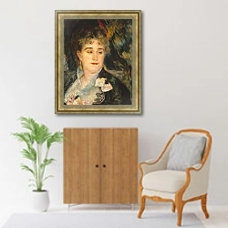 «Портрет мадам Шарпантье» в интерьере в классическом стиле над комодом