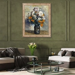 «Vase de Dahlias,» в интерьере гостиной в оливковых тонах