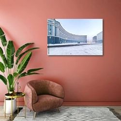 «Россия, Норильск. Зимний центр №2» в интерьере современной гостиной в розовых тонах