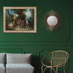«Четыре возраста - Зрелость» в интерьере классической гостиной с зеленой стеной над диваном