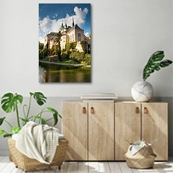 «Замок Бойнице, Словакия. » в интерьере современной комнаты над комодом