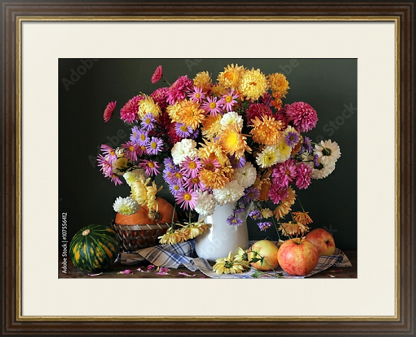 Постер Натюрморт с букетом хризантем, яблоками и тыквой с типом исполнения Под стеклом в багетной раме 1.023.036