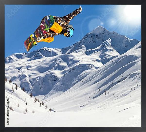 Постер Сноубордист в прыжке с типом исполнения На холсте в раме в багетной раме 1727.8010