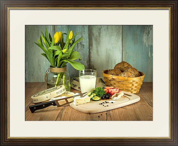 Постер Завтрак с сыром, овощами и молоком с типом исполнения Под стеклом в багетной раме 1.023.036