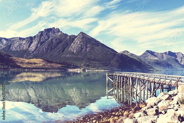 Постер Горное озеро, Норвегия с типом исполнения На холсте без рамы