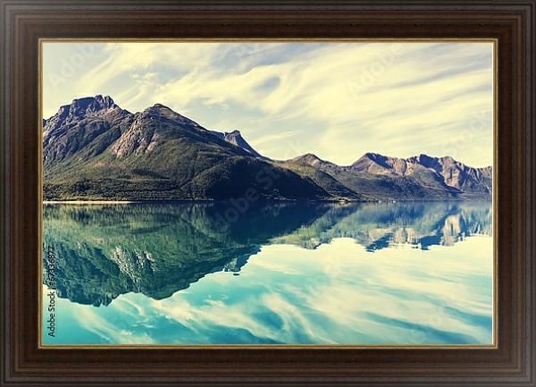 Постер Горы, отражение в воде, Норвегия с типом исполнения На холсте в раме в багетной раме 1.023.151