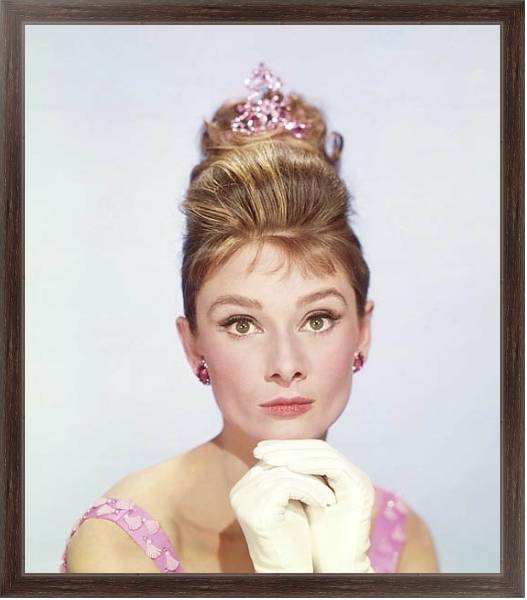 Постер Hepburn, Audrey (Breakfast At Tiffany's) с типом исполнения На холсте в раме в багетной раме 221-02