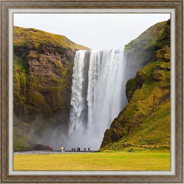 Постер Водопад  Скогафосс. Исландия 3 с типом исполнения На холсте в раме в багетной раме 595.M52.330