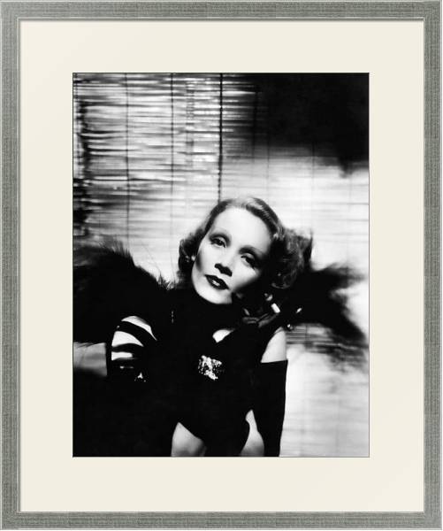 Постер Dietrich, Marlene 15 с типом исполнения Под стеклом в багетной раме 1727.2510