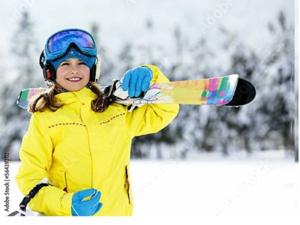 Постер Лыжница в ярком костюме с типом исполнения На холсте без рамы