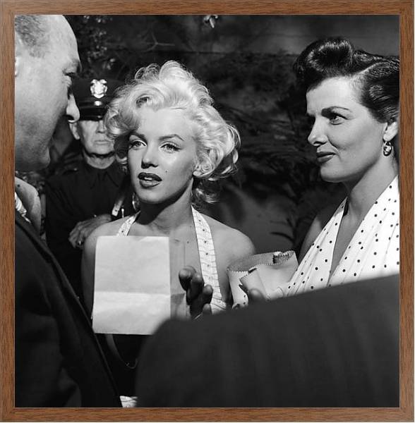 Постер Monroe, Marilyn 141 с типом исполнения На холсте в раме в багетной раме 1727.4310