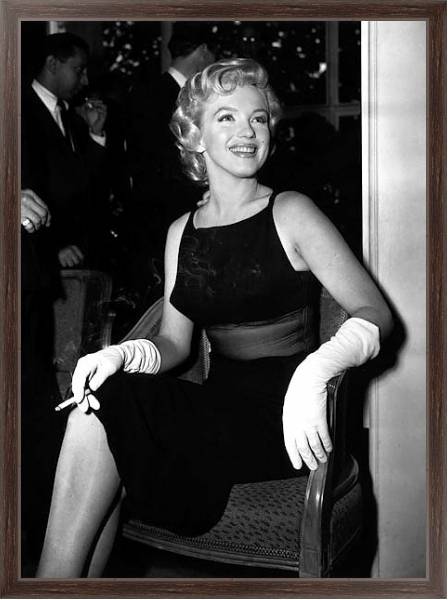 Постер Monroe, Marilyn 126 с типом исполнения На холсте в раме в багетной раме 221-02