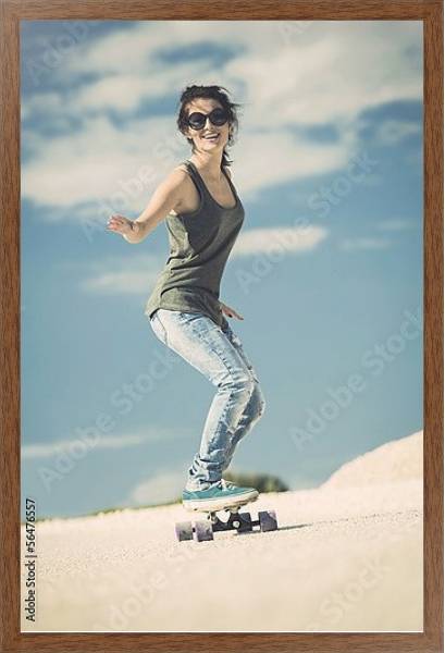 Постер Скейтбордистка 5 с типом исполнения На холсте в раме в багетной раме 1727.4310