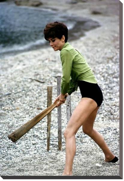 Постер Hepburn, Audrey 41 с типом исполнения На холсте без рамы