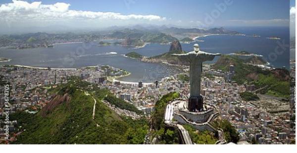 Постер Бразилия, Рио-де-Жанейро. Иисус на фоне бухты с типом исполнения На холсте без рамы