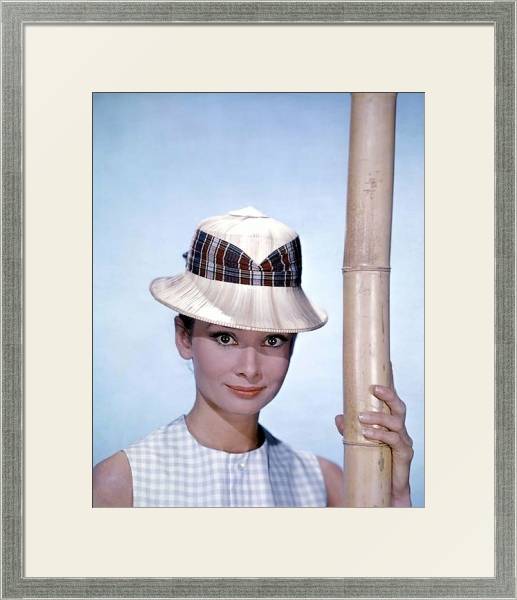 Постер Хепберн Одри 119 с типом исполнения Под стеклом в багетной раме 1727.2510