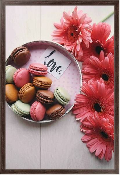 Постер Цветы и печенье макарон с типом исполнения На холсте в раме в багетной раме 221-02