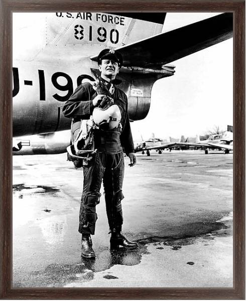 Постер Wayne, John (Jet Pilot) с типом исполнения На холсте в раме в багетной раме 221-02
