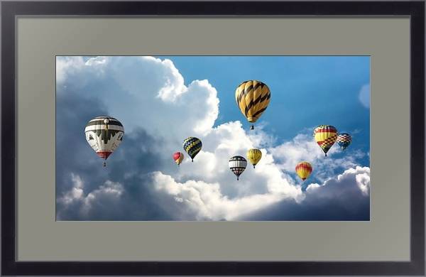Постер Воздушные шары над облаками с типом исполнения Под стеклом в багетной раме 221-01