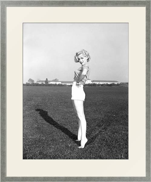 Постер Monroe, Marilyn 15 с типом исполнения Под стеклом в багетной раме 1727.2510