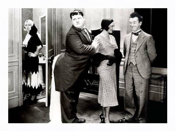 Постер Laurel & Hardy (Chickens Come Home) с типом исполнения На холсте в раме в багетной раме 221-03