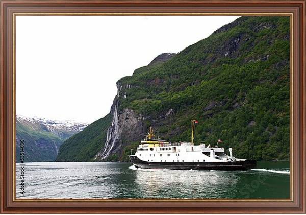 Постер Корабль во фьордах Норвегии с типом исполнения На холсте в раме в багетной раме 35-M719P-83