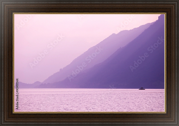 Постер Швейцария. Лодка на альпийском озере с типом исполнения На холсте в раме в багетной раме 1.023.151