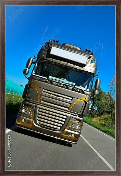 Постер Современный грузовик с типом исполнения На холсте в раме в багетной раме 221-02