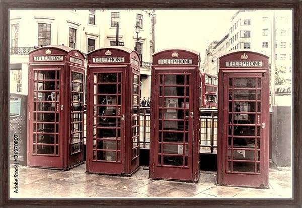 Постер Лондон, четыре красные телефонные будки, ретро фото с типом исполнения На холсте в раме в багетной раме 221-02