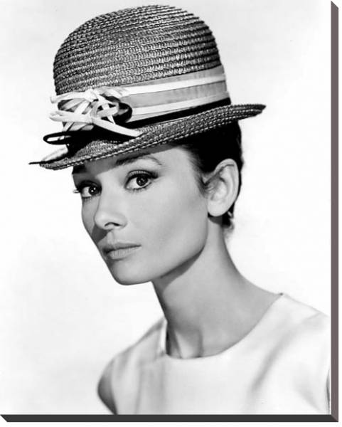 Постер Hepburn, Audrey 17 с типом исполнения На холсте без рамы