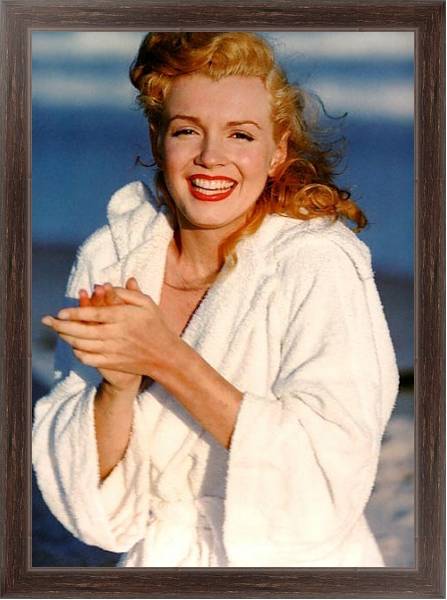 Постер Monroe, Marilyn 32 с типом исполнения На холсте в раме в багетной раме 221-02
