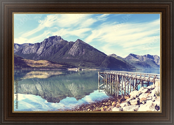 Постер Горное озеро, Норвегия с типом исполнения На холсте в раме в багетной раме 1.023.151