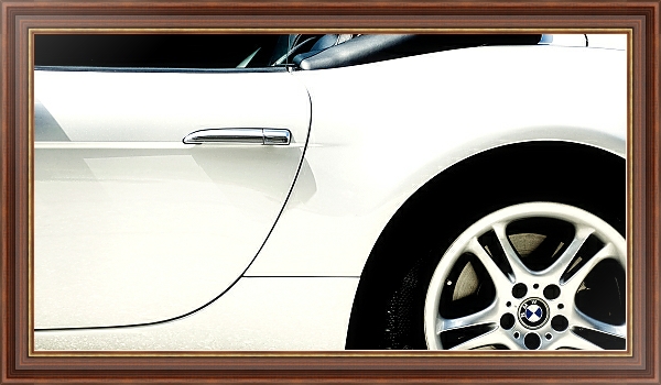 Постер Белый борт BMW с типом исполнения На холсте в раме в багетной раме 35-M719P-83