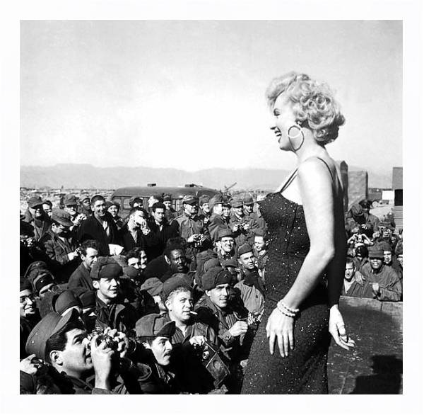 Постер Monroe, Marilyn 114 с типом исполнения На холсте в раме в багетной раме 221-03