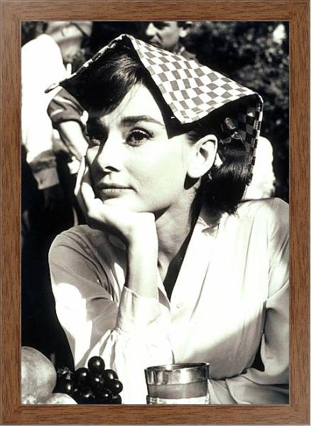 Постер Хепберн Одри 46 с типом исполнения На холсте в раме в багетной раме 1727.4310