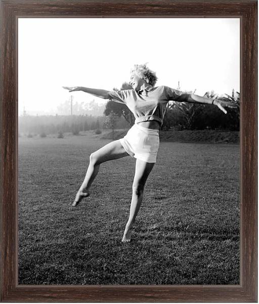 Постер Monroe, Marilyn 14 с типом исполнения На холсте в раме в багетной раме 221-02